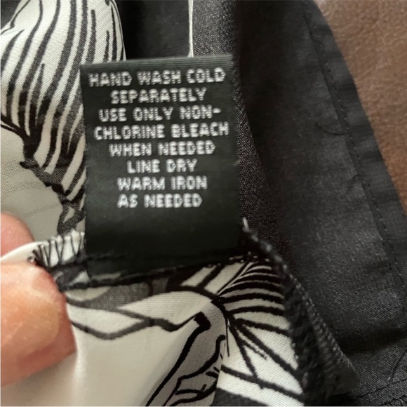 Piano Ladies Pullover Blouse, Size S - Picture 5 of 6